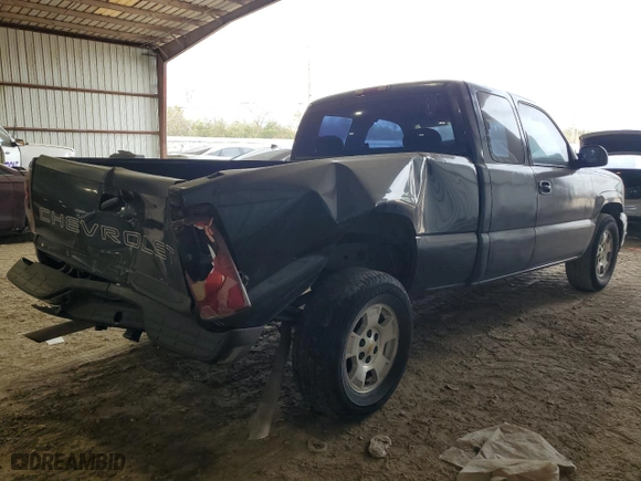 2003 Chevrolet Silverado 1500 LS with VIN 2GCEC19X531299951, listed as a Copart auction lot 81747724 with 207,011 mi miles and Salvage Title. Bid and sale history available at carsss.com. Image 3.