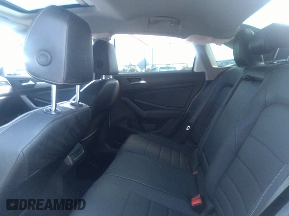 2021 Volkswagen Jetta S z VIN 3VWC57BU1MM017025, wystawiony jako IAAI lot #31656882 z przebiegiem 20 664 mil mil oraz . Historia ofert i sprzedaży dostępna na DreamBid. Obrazek 8.