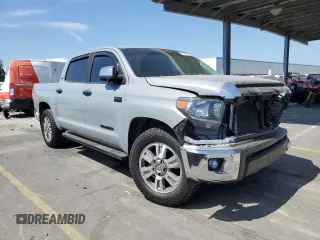 2020 Toyota Tundra 2WD SR5 with VIN 5TFEY5F10LX258199, listed as a Copart auction lot 58236654 with 71,158 mi miles and Salvage Title. Bid and sale history available at carsss.com. Image 4.