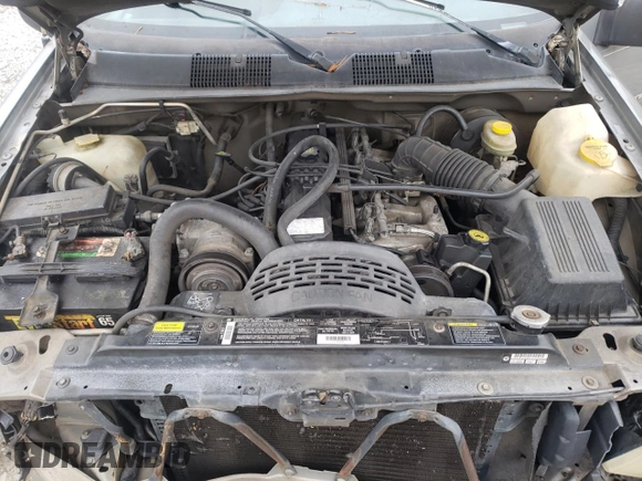 1996 Jeep Grand Cherokee Laredo with VIN 1J4FX58S5TC248122, listed as a Copart auction lot 45843935 with 295,521 mi miles and Salvage Title. Bid and sale history available at carsss.com. Image 11.