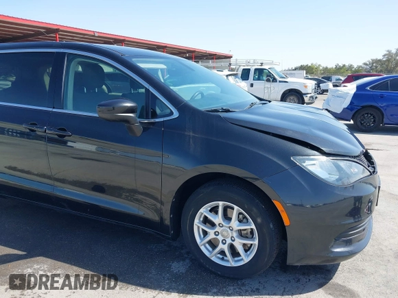 2017 Chrysler Pacifica Touring with VIN 2C4RC1DG6HR501164, listed as a IAAI auction lot 41863304 with 87,705 mi miles and . Bid and sale history available at DreamBid. Image 19.