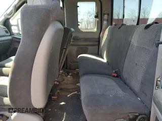 2002 Ford Super Duty F-250 XL with VIN 1FTNX21L32EA33392, listed as a Copart auction lot 48687445 with 184,777 mi miles and Salvage Title. Bid and sale history available at carsss.com. Image 10.