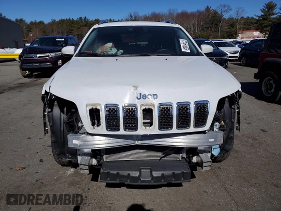 2019 Jeep Cherokee Latitude Plus with VIN 1C4PJMLB7KD469176, listed as a Copart auction lot 47461665 with 24,799 mi miles and Salvage Title. Bid and sale history available at carsss.com. Image 5.