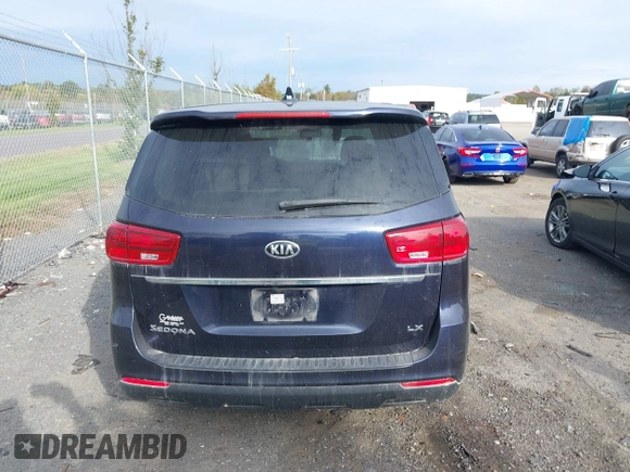2020 Kia Sedona LX with VIN KNDMB5C1XL6618392, listed as a IAAI auction lot 40519236 with 27,890 mi miles. Bid and sale history available at carsss.com. Image 16.