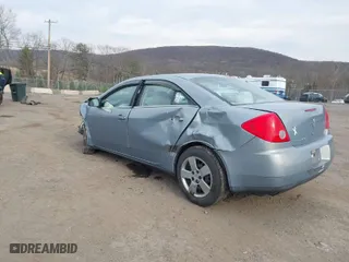 2008 Pontiac G6 1SV Value Leader with VIN 1G2ZF57B984228856, listed as a IAAI auction lot 41854027 with 57,873 mi miles. Bid and sale history available at carsss.com. Image 3.