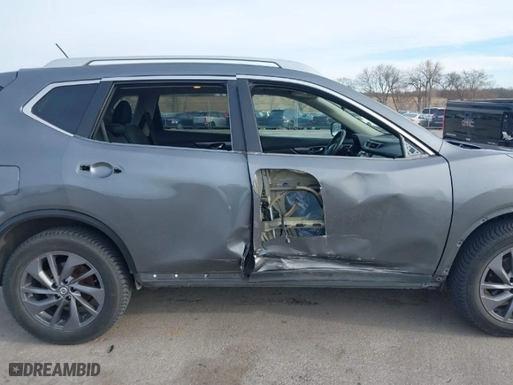 2016 Nissan Rogue SV with VIN 5N1AT2MV3GC818436, listed as a IAAI auction lot 41858099 with 124,176 mi miles. Bid and sale history available at carsss.com. Image 6.