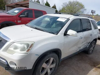 2011 GMC Acadia SLT1 with VIN 1GKKVRED3BJ338147, listed as a IAAI auction lot 41808410 with 173,103 mi miles. Bid and sale history available at carsss.com. Image 14.