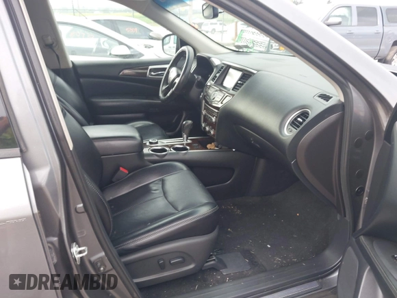 2015 Nissan Pathfinder SL z VIN 5N1AR2MMXFC680933, wystawiony jako IAAI lot #42790811 z przebiegiem 156 584 mil mil oraz . Historia ofert i sprzedaży dostępna na DreamBid. Obrazek 5.