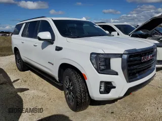 2024 GMC Yukon XL AT4 with VIN 1GKS2HKD8RR264758, listed as a Copart auction lot 77107514 with Not Provided miles and Salvage Title. Bid and sale history available at carsss.com. Image 4.
