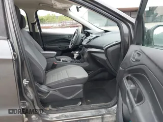 2018 Ford Escape S с VIN 1FMCU0F79JUA99011, выставлен на аукционе IAAI как лот 42504915 с пробегом 65 552 миль миль и . История ставок и продаж доступна на DreamBid. Изображение 5.