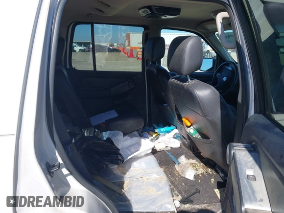 2008 Mercury Mountaineer with VIN 4M2EU37E48UJ11176, listed as a IAAI auction lot 41476495 with 240,586 mi miles. Bid and sale history available at carsss.com. Image 8.