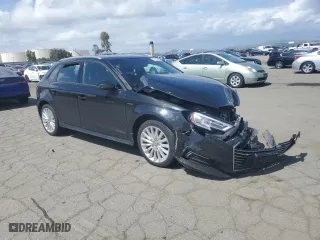 2018 Audi A3 Sportback e-tron Premium with VIN WAUUPBFF1JA154858, listed as a Copart auction lot 51159485 with 58,616 mi miles and Salvage Title. Bid and sale history available at carsss.com. Image 4.