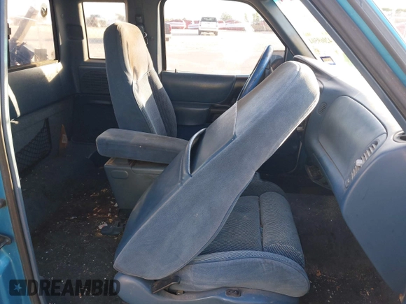 1995 Ford Ranger Splash with VIN 1FTCR14X1SPB04913, listed as a IAAI auction lot 42069504 with 300,301 mi miles and . Bid and sale history available at DreamBid. Image 8.