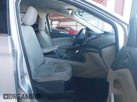 2018 Ford Escape SE with VIN 1FMCU0G90JUC63679, listed as a IAAI auction lot 41658115 with 154,106 mi miles. Bid and sale history available at carsss.com. Image 5.
