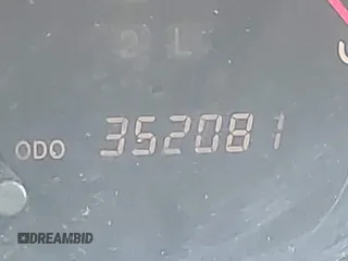 2002 Lexus ES 300 z VIN JTHBF30G920074623, wystawiony jako IAAI lot #42266066 z przebiegiem 352 081 mil mil oraz . Historia ofert i sprzedaży dostępna na DreamBid. Obrazek 15.