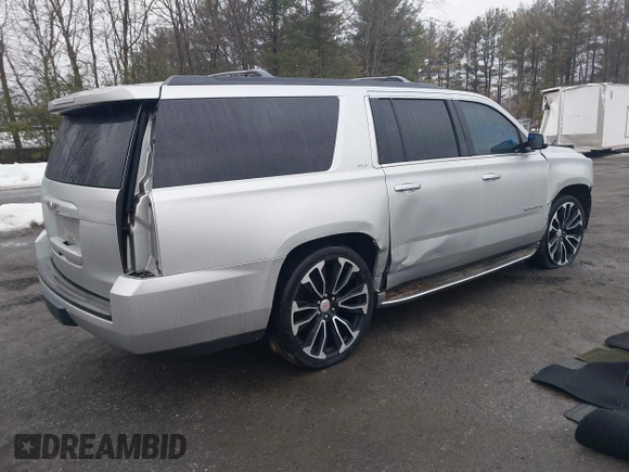 2015 GMC Yukon XL SLT with VIN 1GKS2HKC0FR287860, listed as a IAAI auction lot 41638921 with 213,214 mi miles. Bid and sale history available at carsss.com. Image 4.