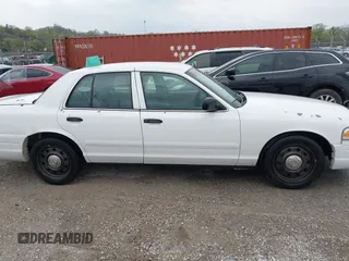 2008 Ford Police Interceptor с VIN 2FAHP71V48X155882, выставлен на аукционе IAAI как лот 41929332 с пробегом Не указан миль и . История ставок и продаж доступна на DreamBid. Изображение 13.