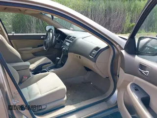 2005 Honda Accord LX with VIN 1HGCM56425A079828, listed as a IAAI auction lot 42685950 with 131,775 mi miles and . Bid and sale history available at DreamBid. Image 5.
