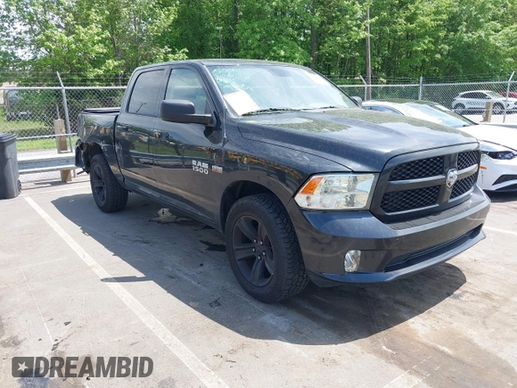 2015 Ram 1500 Express z VIN 1C6RR7KT4FS768971, wystawiony jako IAAI lot #42114105 z przebiegiem 97 725 mil mil oraz . Historia ofert i sprzedaży dostępna na DreamBid. Obrazek 1.