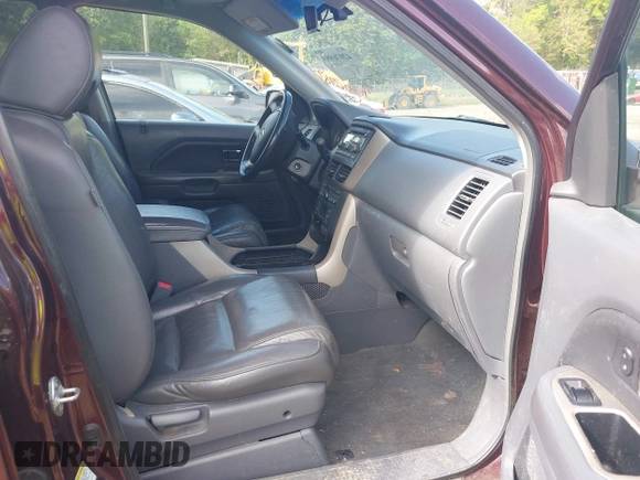 2008 Honda Pilot EX-L with VIN 5FNYF18578B015972, listed as a IAAI auction lot 42076989 with 236,787 mi miles and . Bid and sale history available at DreamBid. Image 5.