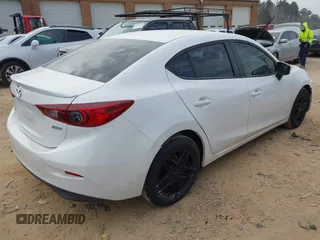 2015 Mazda 3 i Sport with VIN 3MZBM1U75FM234051, listed as a IAAI auction lot 41674687 with 101,470 mi miles and . Bid and sale history available at carsss.com. Image 4.