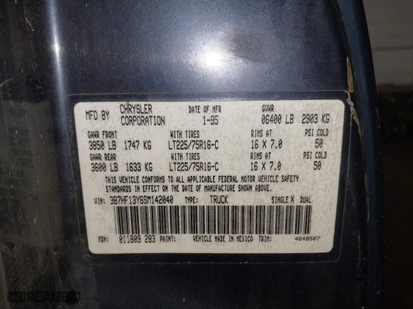 1995 Dodge Ram 1500 with VIN 3B7HF13Y6SM142040, listed as a IAAI auction lot 41737628 with 152,582 mi miles. Bid and sale history available at carsss.com. Image 9.
