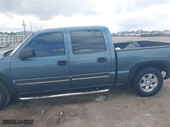 2007 Chevrolet Silverado 1500 Classic LS with VIN 2GCEC13V971140007, listed as a IAAI auction lot 41491826 with 171,361 mi miles. Bid and sale history available at carsss.com. Image 14.