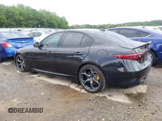 2017 Alfa Romeo Giulia Ti z VIN ZARFAECN9H7549992, wystawiony jako Copart lot #53124905 z przebiegiem 141 375 mil mil oraz Tytuł czysty. Historia ofert i sprzedaży dostępna na DreamBid. Obrazek 2.
