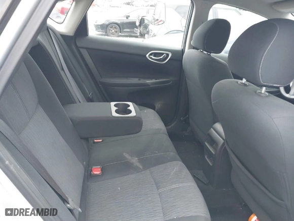 2014 Nissan Sentra SV with VIN 3N1AB7AP4EY214346, listed as a IAAI auction lot 41693741 with 88,900 mi miles. Bid and sale history available at carsss.com. Image 8.