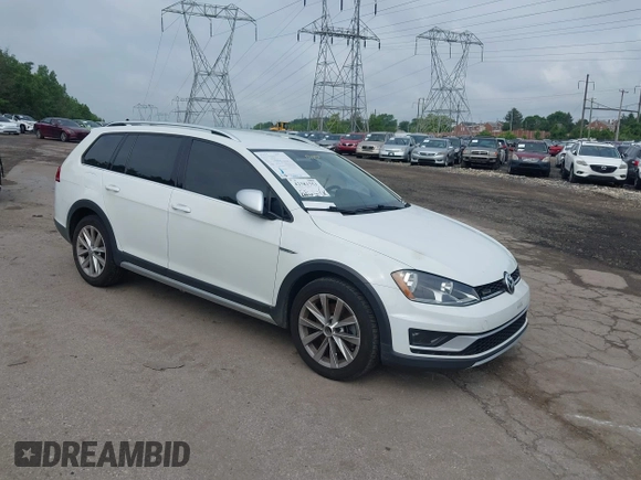 2017 Volkswagen Golf S с VIN 3VWH17AUXHM523431, выставлен на аукционе IAAI как лот 42381553 с пробегом 68 240 миль миль и . История ставок и продаж доступна на DreamBid. Изображение 1.