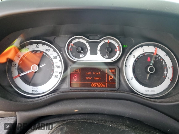 2016 FIAT 500L Trekking z VIN ZFBCFADH0GZ037544, wystawiony jako Copart lot #61364205 z przebiegiem 85 729 mil mil oraz Szkoda całkowita • Salvage title. Historia ofert i sprzedaży dostępna na DreamBid. Obrazek 9.