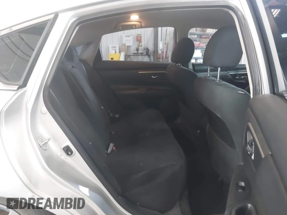 2015 Nissan Altima SV z VIN 1N4AL3AP2FC465479, wystawiony jako IAAI lot #42205569 z przebiegiem 109 258 mil mil oraz . Historia ofert i sprzedaży dostępna na DreamBid. Obrazek 8.