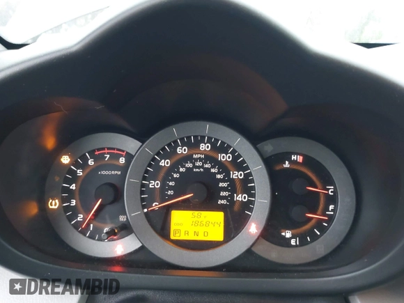 2009 Toyota RAV4 Ltd with VIN JTMZK31VX9D001644, listed as a IAAI auction lot 42030571 with 186,844 mi miles. Bid and sale history available at carsss.com. Image 7.