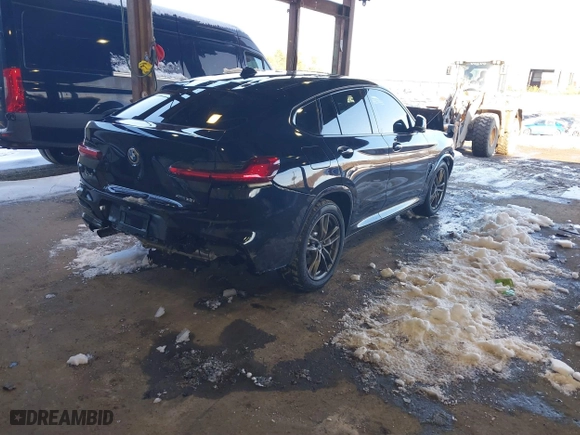 2021 BMW X4 xDrive30i with VIN 5UX2V1C02M9G88419, listed as a IAAI auction lot 41519669 with 41,252 mi miles. Bid and sale history available at carsss.com. Image 4.