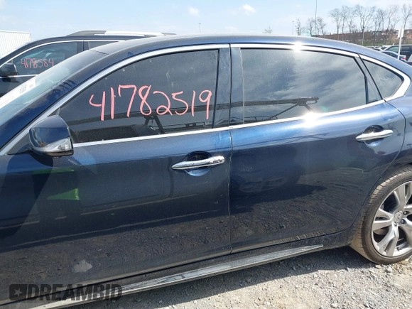 2015 Infiniti Q70 with VIN JN1BY1PP7FM601789, listed as a IAAI auction lot 41782519 with 140,158 mi miles and . Bid and sale history available at DreamBid. Image 15.