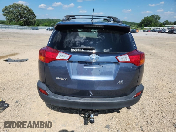 2013 Toyota RAV4 LE z VIN 2T3BFREV2DW122313, wystawiony jako Copart lot #62961105 z przebiegiem 152 497 mil mil oraz Nie do naprawy • Non repairable. Historia ofert i sprzedaży dostępna na DreamBid. Obrazek 6.