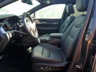 2023 Cadillac XT5 AWD Premium Luxury with VIN 1GYKNDR4XPZ153623, listed as a Copart auction lot 77071324 with 26,292 mi miles and Non Repairable. Bid and sale history available at DreamBid. Image 7.