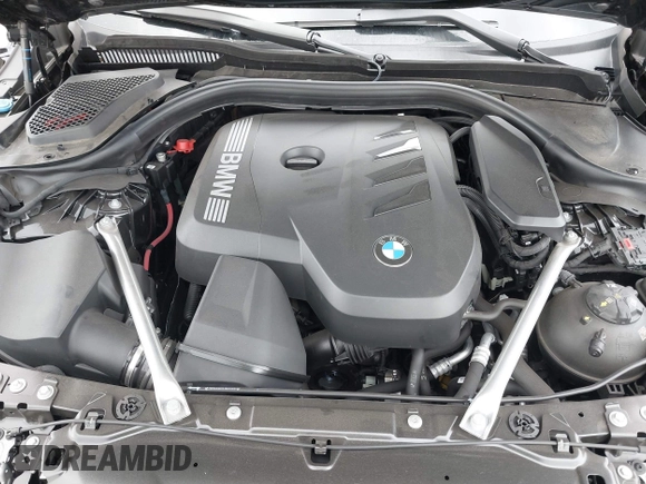 2024 BMW 5 Series 530i with VIN WBA43FJ09RCR92657, listed as a IAAI auction lot 42105525 with 11,326 mi miles and . Bid and sale history available at DreamBid. Image 10.