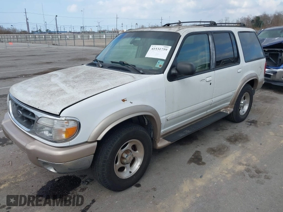 1999 Ford Explorer XLT z VIN 1FMZU32E4XZA40685, wystawiony jako IAAI lot #41531759 z przebiegiem 200 419 mil mil oraz . Historia ofert i sprzedaży dostępna na DreamBid. Obrazek 2.