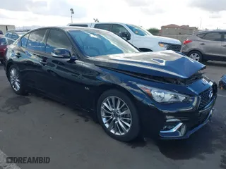 2018 Infiniti Q50 3.0t LUXE with VIN JN1EV7AP5JM352550, listed as a IAAI auction lot 41592531 with 61,453 mi miles. Bid and sale history available at carsss.com. Image 1.