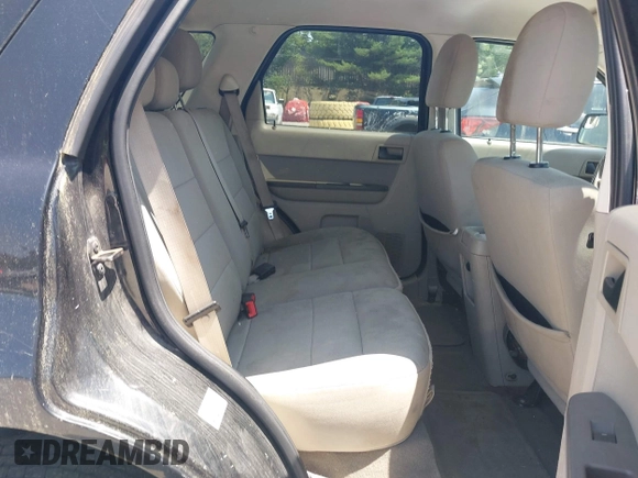 2010 Ford Escape XLT z VIN 1FMCU9DGXAKC43538, wystawiony jako IAAI lot #42410692 z przebiegiem 222 115 mil mil oraz . Historia ofert i sprzedaży dostępna na DreamBid. Obrazek 8.