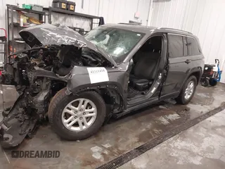 2023 Jeep Grand Cherokee Altitude with VIN 1C4RJHAG9P8890136, listed as a IAAI auction lot 41311418 with Not provided miles and . Bid and sale history available at DreamBid. Image 2.