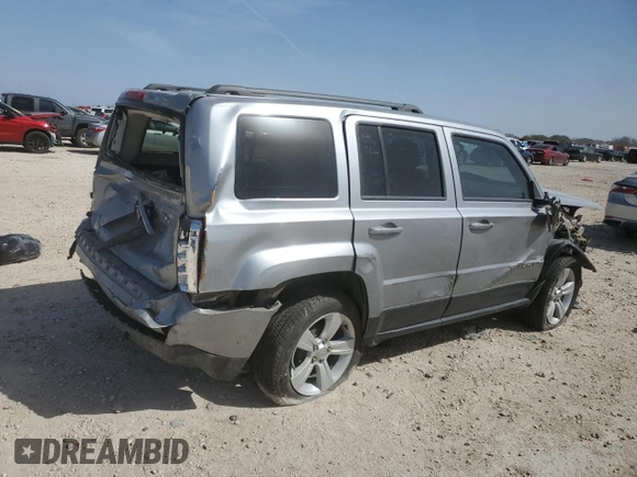 2016 Jeep Patriot Latitude with VIN 1C4NJPFB9GD576872, listed as a Copart auction lot 48192285 with 132,894 mi miles and Salvage title. Bid and sale history available at DreamBid. Image 3.