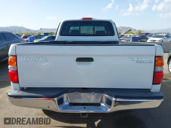 2002 Toyota Tacoma PreRunner z VIN 5TESM92N32Z883802, wystawiony jako IAAI lot #41949270 z przebiegiem 219 690 mil mil oraz . Historia ofert i sprzedaży dostępna na DreamBid. Obrazek 16.