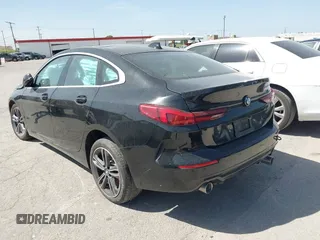 2021 BMW 2 Series 228i xDrive z VIN WBA73AK00M7H55073, wystawiony jako IAAI lot #42863620 z przebiegiem Nie podano mil oraz . Historia ofert i sprzedaży dostępna na DreamBid. Obrazek 3.