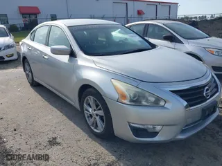 2013 Nissan Altima 2.5 SL with VIN 1N4AL3AP7DN434231, listed as a IAAI auction lot 42002875 with 116,297 mi miles. Bid and sale history available at carsss.com. Image 1.