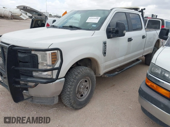2019 Ford F-250 XL with VIN 1FT7W2B68KEE64279, listed as a IAAI auction lot 42523550 with 296,849 mi miles and . Bid and sale history available at DreamBid. Image 16.
