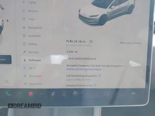 2025 Tesla Model 3 Long Range с VIN 5YJ3E1EA7SF903675, выставлен на аукционе IAAI как лот 42056122 с пробегом 2 564 миль миль и . История ставок и продаж доступна на DreamBid. Изображение 7.