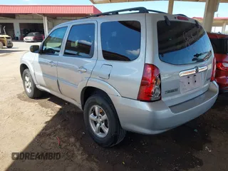 2005 Mazda Tribute S with VIN 4F2YZ06155KM61960, listed as a IAAI auction lot 42069266 with 192,284 mi miles and . Bid and sale history available at carsss.com. Image 3.
