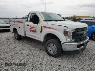 2019 Ford F-250 XL with VIN 1FDBF2B61KEF04613, listed as a Copart auction lot 53239515 with Not provided miles and Salvage title. Bid and sale history available at DreamBid. Image 4.